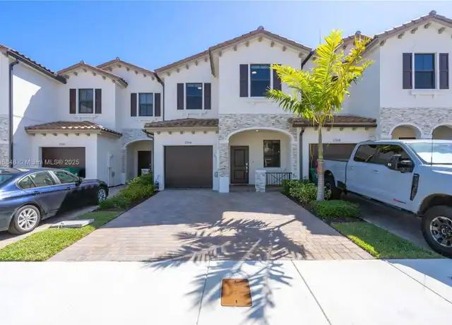 Property at 11904 SW 247th Ter, Homestead, FL, 33032, 3 beds, 2.5 baths, [object Object]