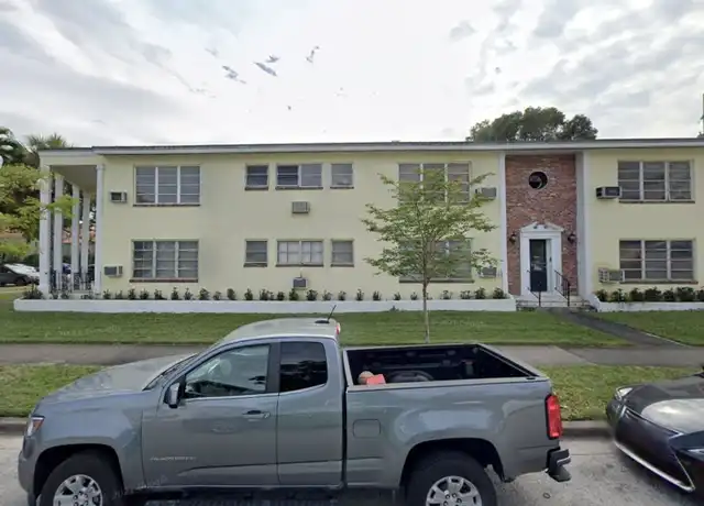 Property at 1000 E Ponce de Leon Blvd, Coral Gables, FL, 33134, 1 bed, 1 bath, [object Object]