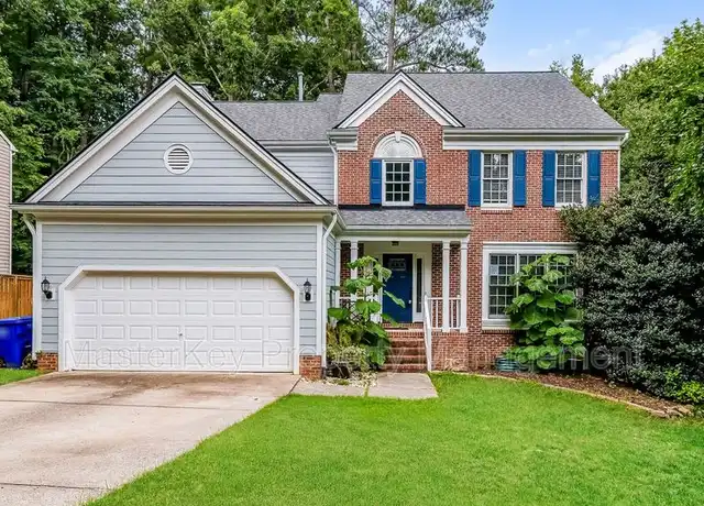 Property at 105 Woodshire Ln, Chapel Hill, NC, 27514, 5 beds, 2.5 baths, [object Object]