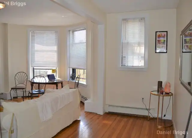 Property at 1950 Beacon St Unit 1, Boston, MA, 02135, 2 beds, 1.5 baths, [object Object]