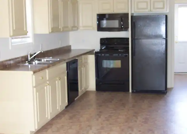 Property at 802 Richburg Rd Unit 2, Hattiesburg, MS, 39402, 2 beds, 2 baths, [object Object]