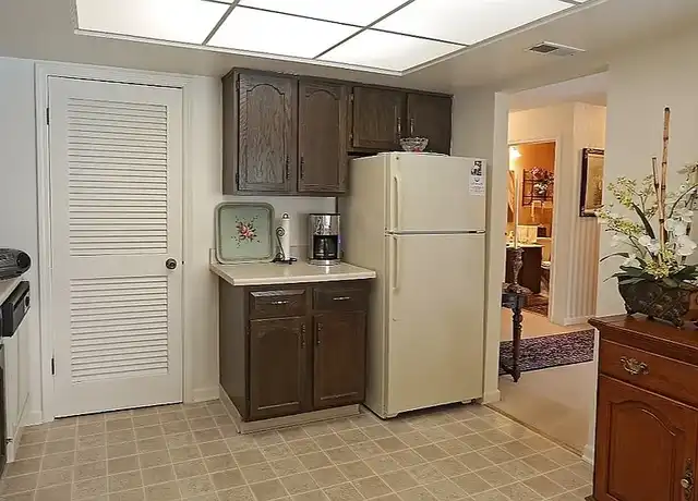 Property at Historical Square - 920 Mohawk St, Lewiston, NY, 14092, 2 beds, 1 bath, [object Object]