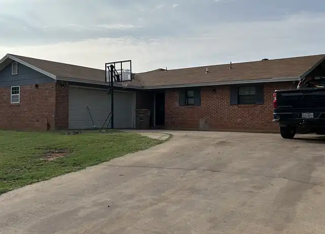 Property at 3550 Old Post Rd, San Angelo, TX, 76904, 3 beds, 2 baths, [object Object]