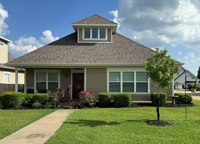 Property at 5912 W Willow St, Rogers, AR, 72758, 3 beds, 3 baths, [object Object]