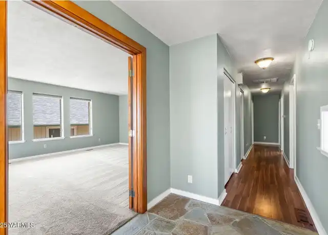 Property at 3508 Highview Dr, Yakima, WA, 98902, 2 beds, 2 baths, [object Object]