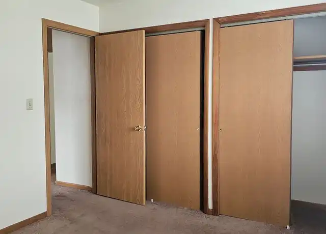 Property at 803 8th St Unit 3, Bowling Green, OH, 43402, 2 beds, 1 bath, [object Object]