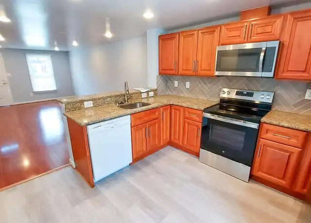 Property at 8709 Ravenglass Way, Montgomery Village, MD, 20886, 3 beds, 3.5 baths, [object Object]