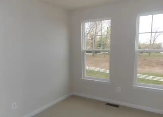 Property at 44041 Eastgate View Dr Unit 44041, Chantilly, VA, 20152, 4 beds, 3.5 baths, [object Object]