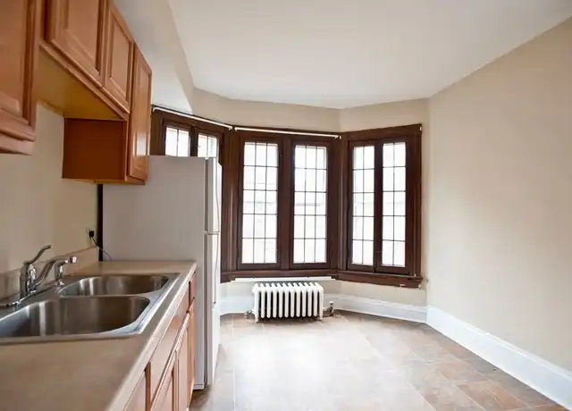 Property at 2216 E Ivanhoe Apartments - 2216 E Ivanhoe Pl, Milwaukee, WI, 53202, 4 beds, 2 baths, [object Object]