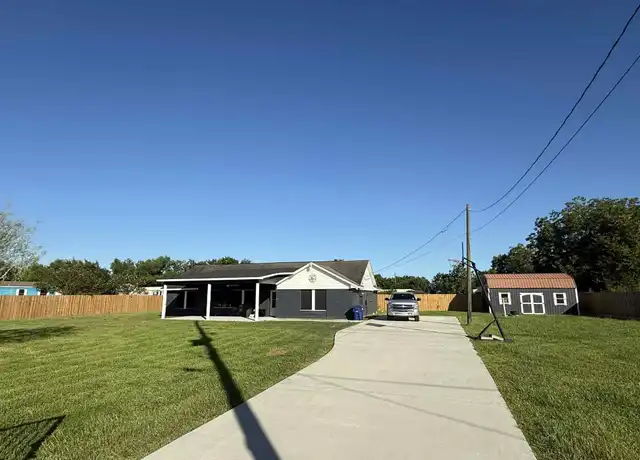 Property at 1102 Crosby Dayton Rd, Crosby, TX, 77532, 4 beds, 2 baths, [object Object]