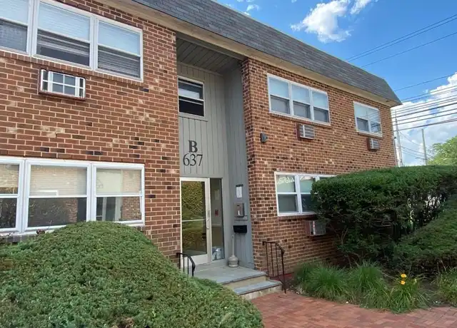 Property at 637 Cove Rd Unit B15, Stamford, CT, 06902, 1 bed, 1 bath, [object Object]