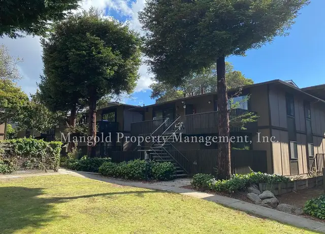 Photo of 456 Dela Vina Ave, Monterey, CA 93940