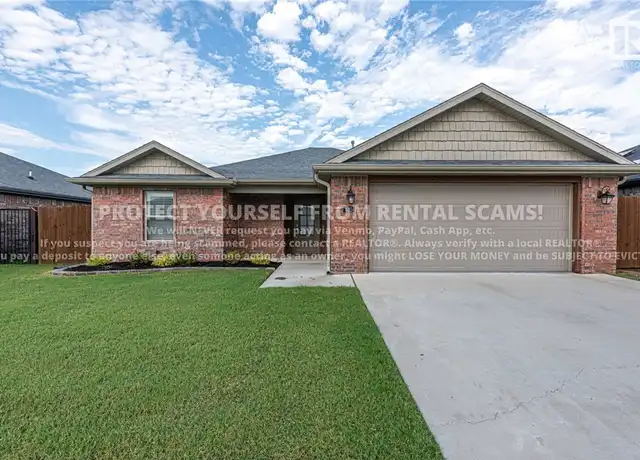 Property at 525 Brooke St, Tontitown, AR, 72762, 3 beds, 2 baths, [object Object]