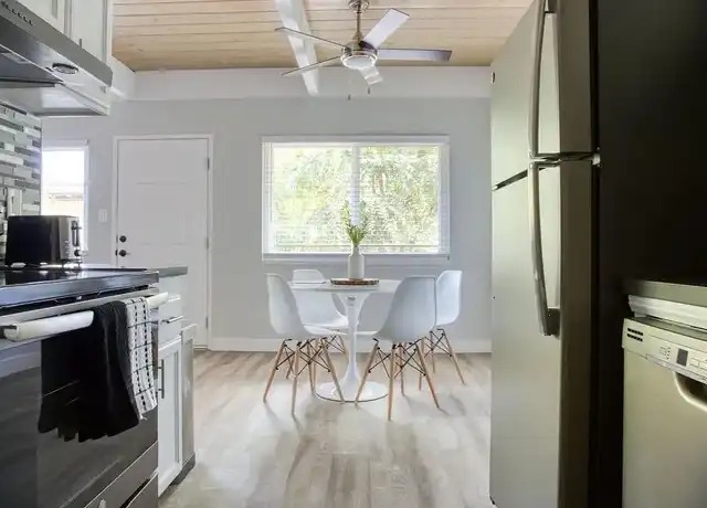 Property at Wellsbury Apartment Homes - 3085 Middlefield Rd, Palo Alto, CA, 94306, 2 beds, 1 bath, [object Object]
