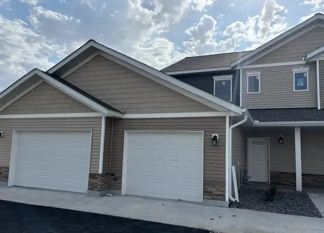 Property at 3127 40th Ave S, St Cloud, MN, 56301, 2 beds, 2.5 baths, [object Object]
