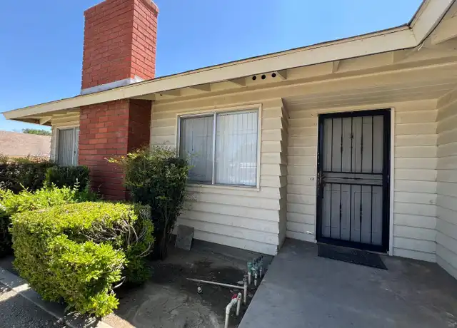 Property at 930 S Buena Vista St Unit A, Hemet, CA, 92543, 3 beds, 2 baths, [object Object]