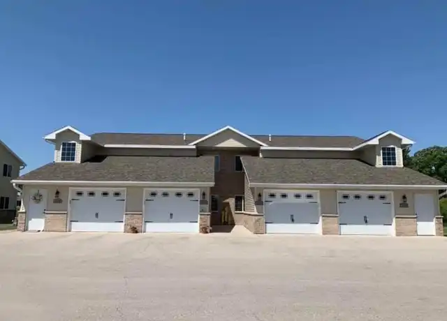 Property at 2124 S Broadway, De Pere, WI, 54115, 2 beds, 2 baths, [object Object]