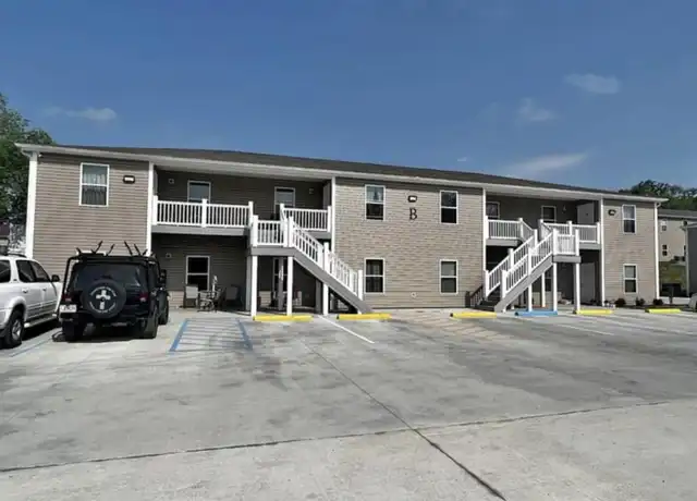 Property at 802 Crown St Unit Lutes D5, Marble Hill, MO, 63764, 3 beds, 1 bath, [object Object]