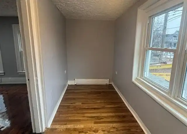 Property at 380 Norton St, New Haven, CT, 06511, 3 beds, 1 bath, [object Object]