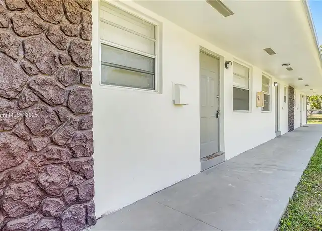 Property at 14980 NE 5th Ct Unit 2, Miami, FL, 33161, 1 bed, 1 bath, [object Object]