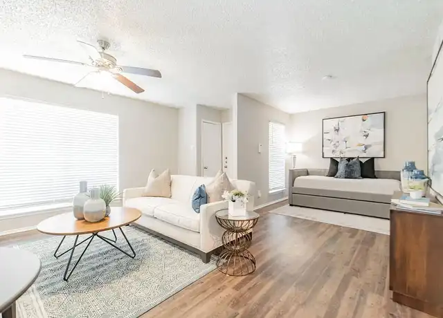 Property at Parks at Walnut - 10000 Walnut St, Dallas, TX, 75243, 0-1 beds, 1 bath, [object Object]