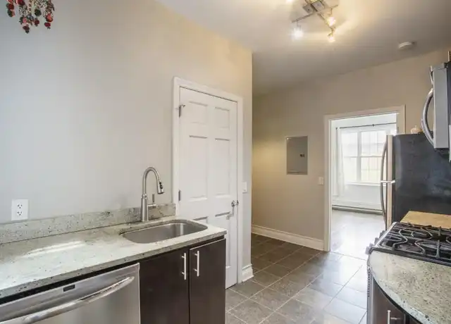 Property at 383 2nd St Unit 4, Jersey City, NJ, 07302, 2 beds, 1 bath, [object Object]