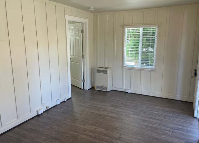 Photo of 725 Granite St, Pacific Grove, CA 93950