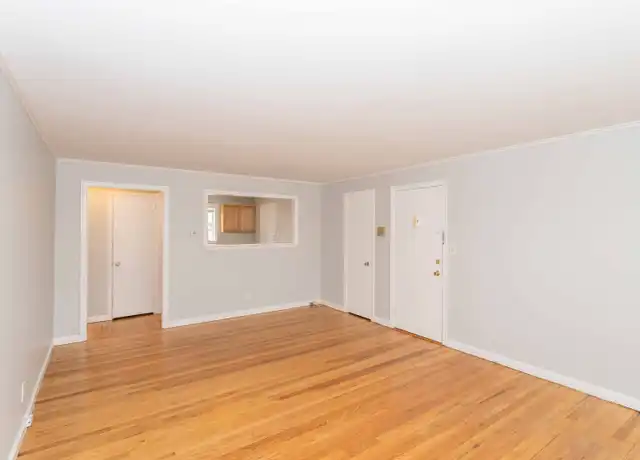 Property at Quaker Ln N, West Hartford, CT, 06119, 2 beds, 1 bath, [object Object]