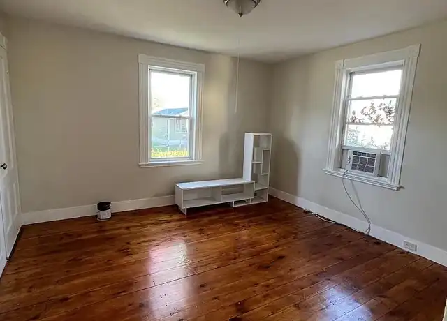Property at 6 Wheeler St, Peabody, MA, 01960, 1 bed, 1 bath, [object Object]