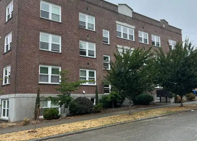 Property at 4405 Corliss Ave N, Seattle, WA, 98103, 1 bed, 1 bath, [object Object]