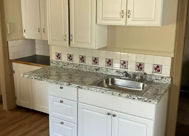 Property at 95 Summer St Unit 6, Gardiner, ME, 04345, 2 beds, 1 bath, [object Object]