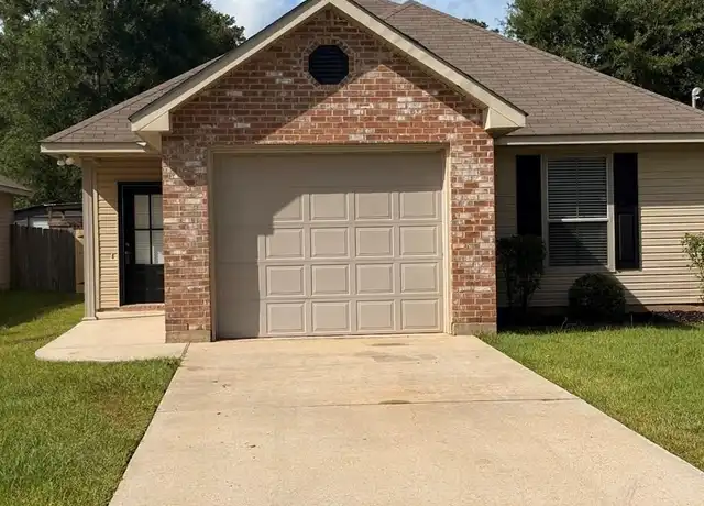 Property at 817 Norval St, Mandeville, LA, 70448, 3 beds, 2 baths, [object Object]