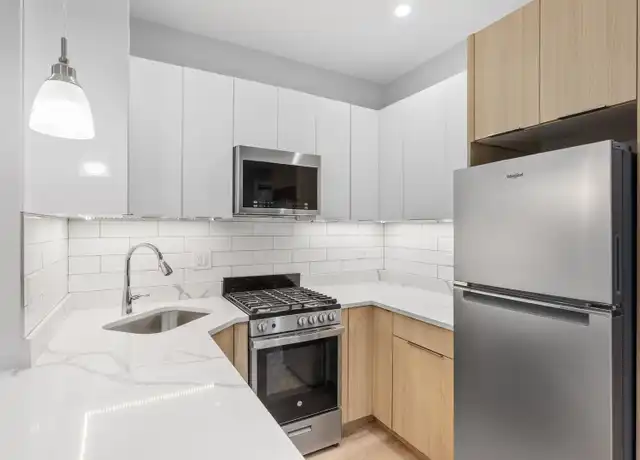 Property at 1310 W Birchwood Ave Unit 7501-2, Chicago, IL, 60626, 2 beds, 2 baths, [object Object]