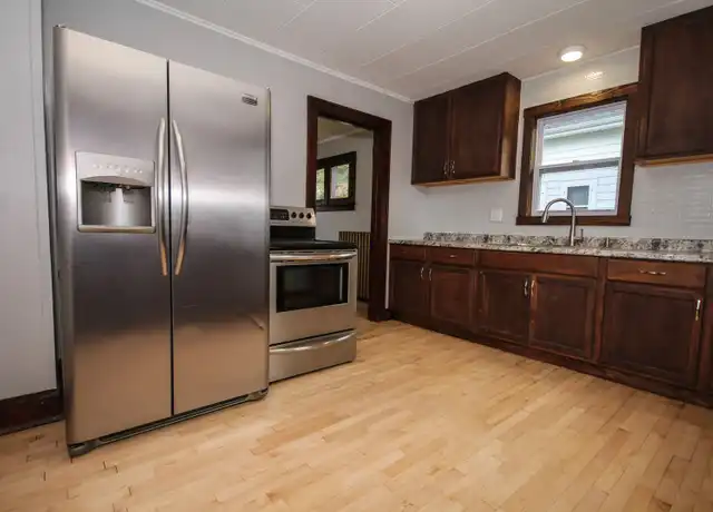 Property at 1827 Plymouth St, Oshkosh, WI, 54901, 2 beds, 1 bath, [object Object]