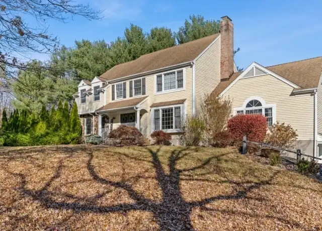 Property at 10 Eugene Cir, Lincoln Park, NJ, 07035, 5 beds, 3 baths, [object Object]