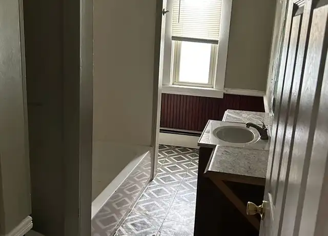 Property at 192 Pine St, Fitchburg, MA, 01420, 3 beds, 1 bath, [object Object]
