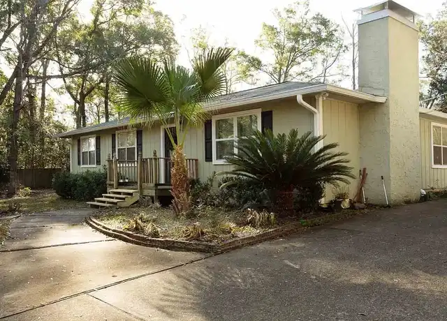 Property at 6293 Crestwood Dr, Tallahassee, FL, 32311, 3 beds, 2 baths, [object Object]