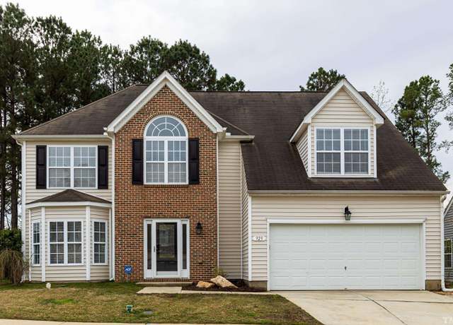 Photo of 929 Avent Meadows Ln, Holly Springs, NC 27540