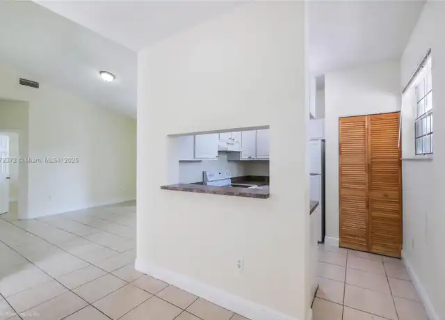 Property at 1941 NW 96th Ter Unit 8L, Pembroke Pines, FL, 33024, 3 beds, 2 baths, [object Object]