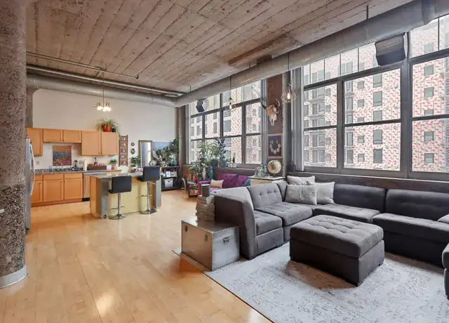 Property at 521 S 7th St, Minneapolis, MN, 55415, 2 beds, 1 bath, [object Object]