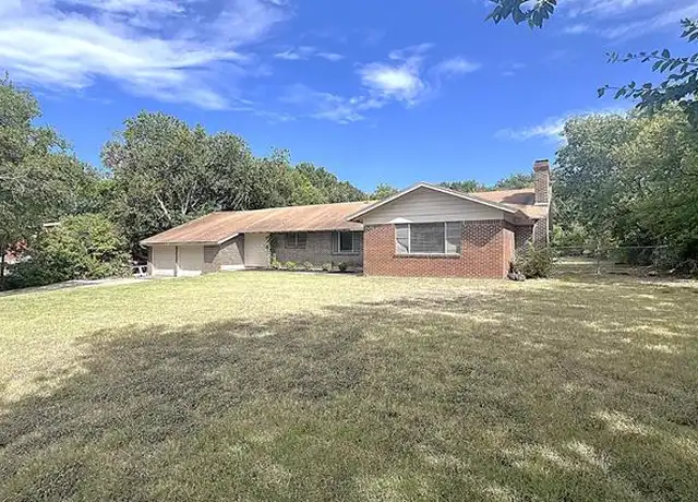 Property at 1431 Eastview Dr, Weatherford, TX, 76086, 3 beds, 2 baths, [object Object]