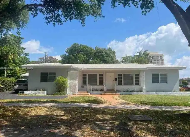 Property at 405 Malaga Ave Unit 1, Coral Gables, FL, 33134, 3 beds, 3 baths, [object Object]