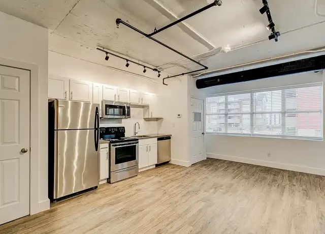 Property at Capitol on 28th - 215 NE 28th St, Oklahoma City, OK, 73105, 1 bed, 1 bath, [object Object]