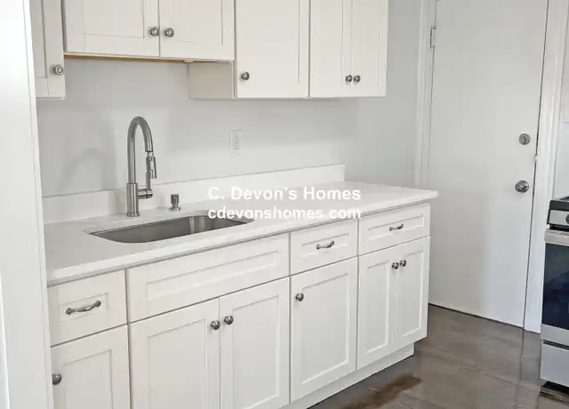 Property at 53 N Common St Unit 1R, Lynn, MA, 01902, 1 bed, 1 bath, [object Object]