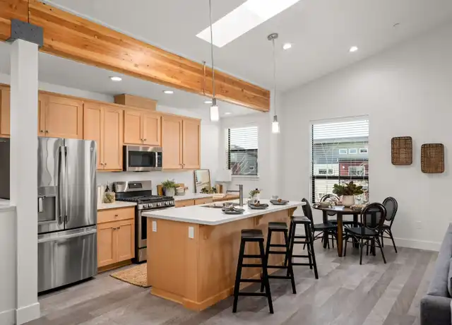 Property at 1889 Notre Dame Blvd Unit 2, Chico, CA, 95928, 2 beds, 2 baths, [object Object]