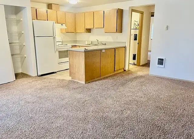 Photo of 815 Eatonville Hwy W, Eatonville, WA 98328