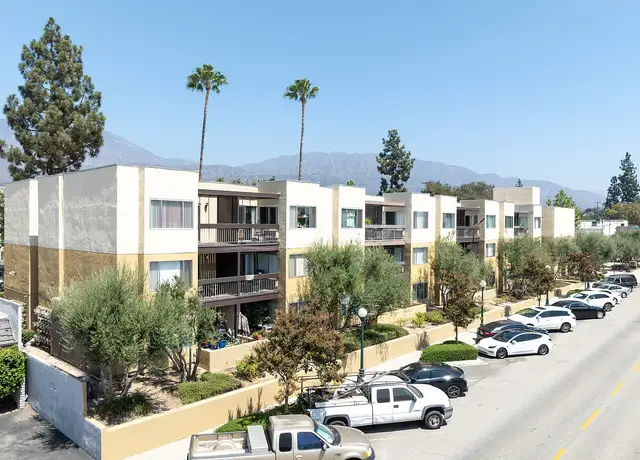 Photo of 125 W Olive Ave, Monrovia, CA 91016