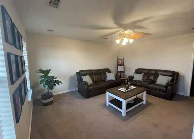 Property at 636 W Marshall St, Van Alstyne, TX, 75495, 3 beds, 2 baths, [object Object]