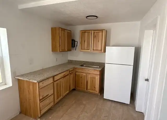 Property at 310 Park St Unit 1, El Paso, TX, 79901, 2 beds, 1 bath, [object Object]