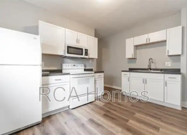 Property at 2425 N Kenwood Ave, Indianapolis, IN, 46208, 3 beds, 2 baths, [object Object]